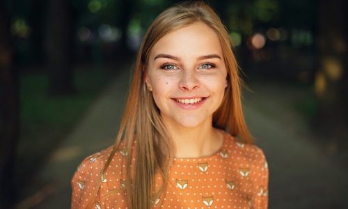 girl-g14250ec5e_640 girl-g14250ec5e_640